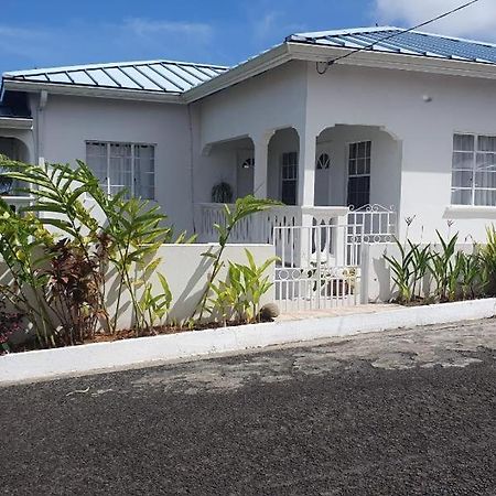 Selen'S Apartment In Ti Rocher Micoud Saint Lucia ภายนอก รูปภาพ